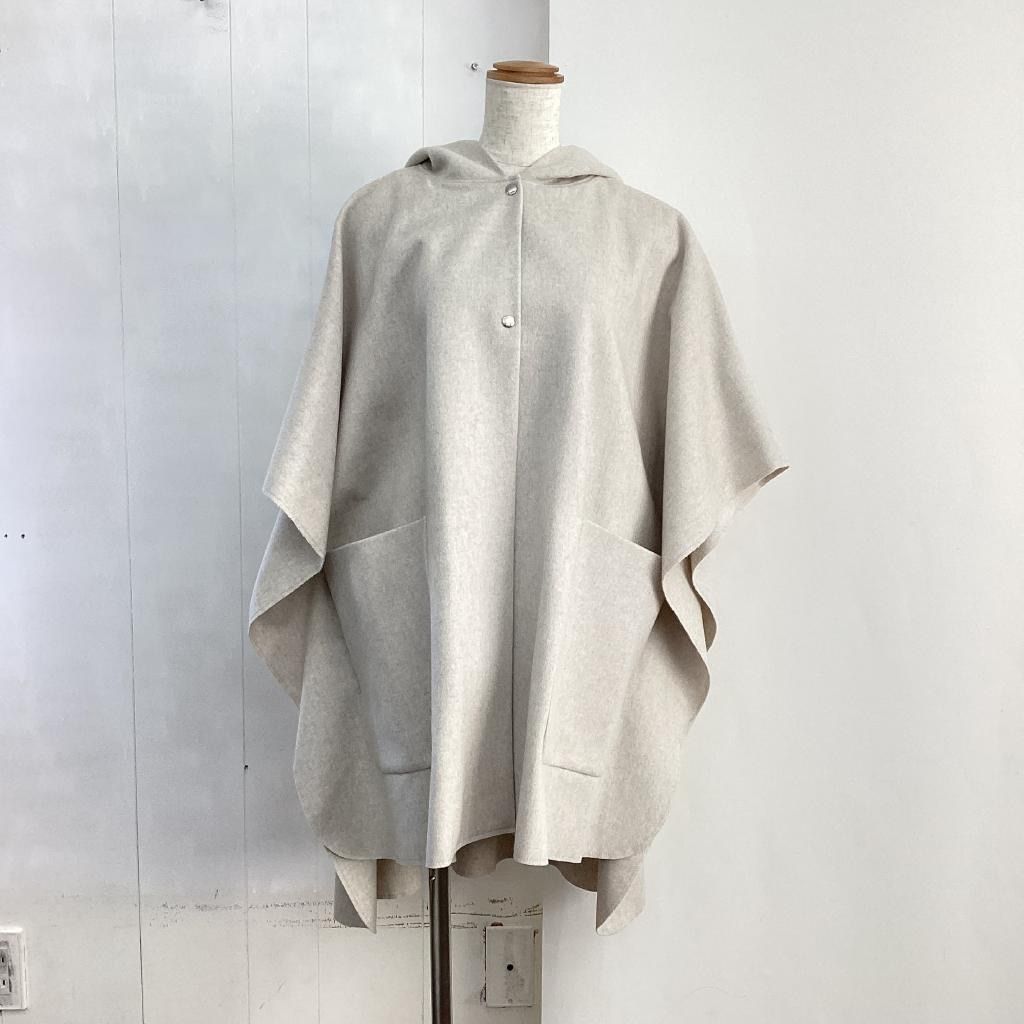 yori ヨリ ウールライトポンチョ