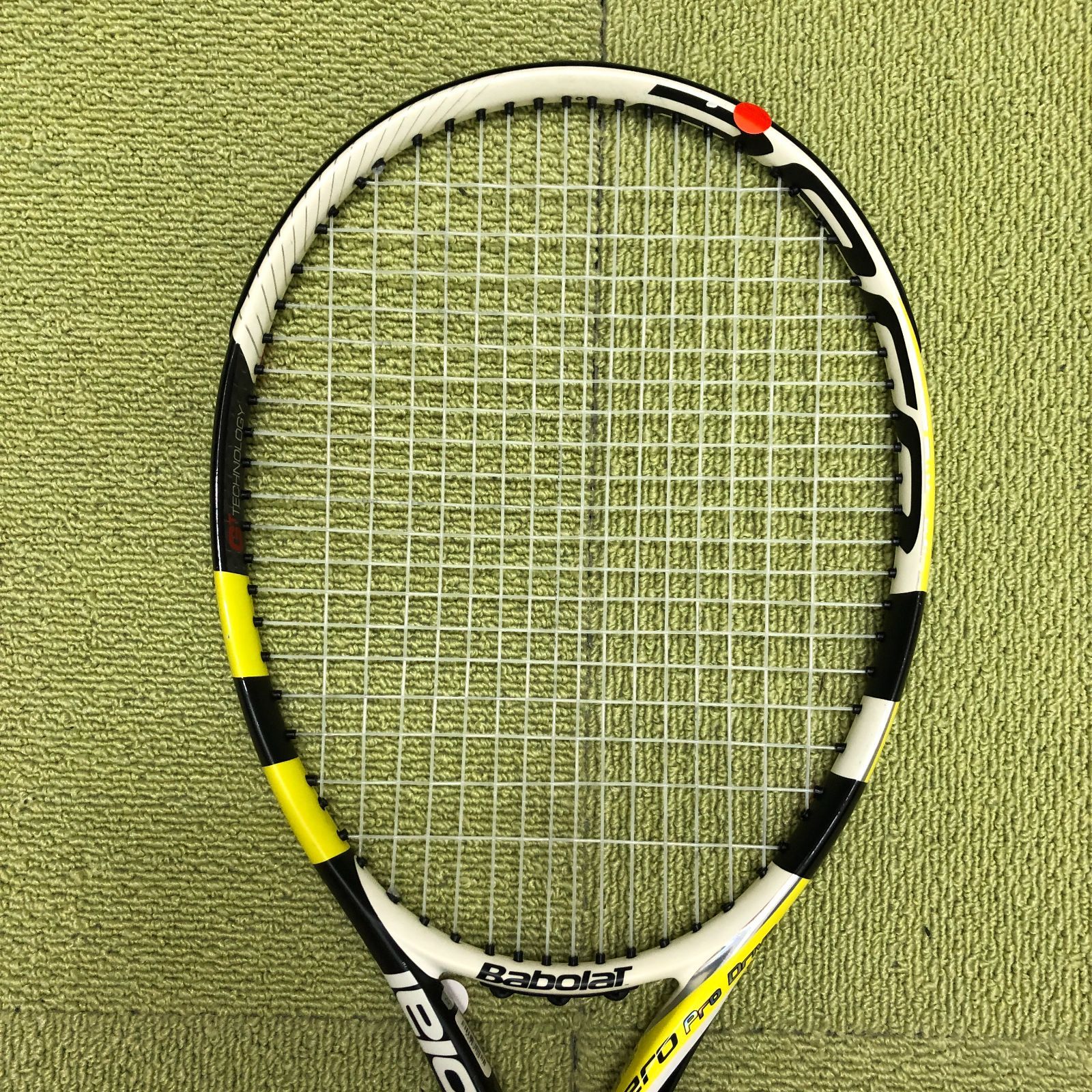 送料込み バボラのテニスラケット【おまけ付】 バボラ（BABOLAT
