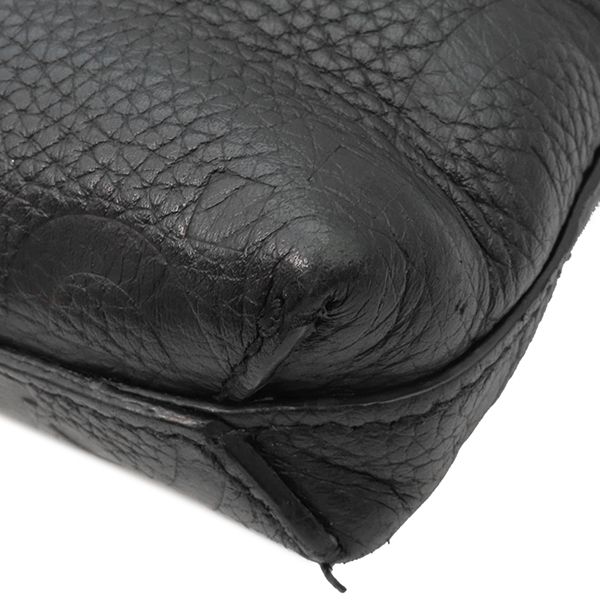 黒 ショルダーバッグ