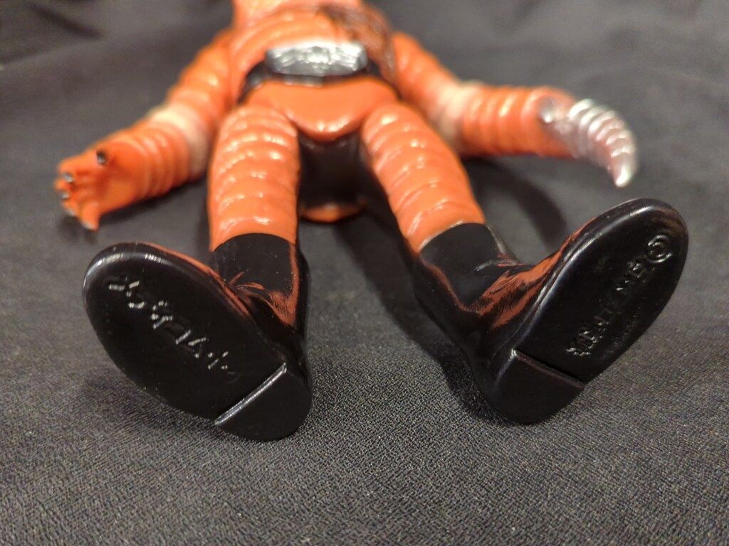 メディコム・トイ 東映レトロソフビコレクション 仮面ライダー ミミズ