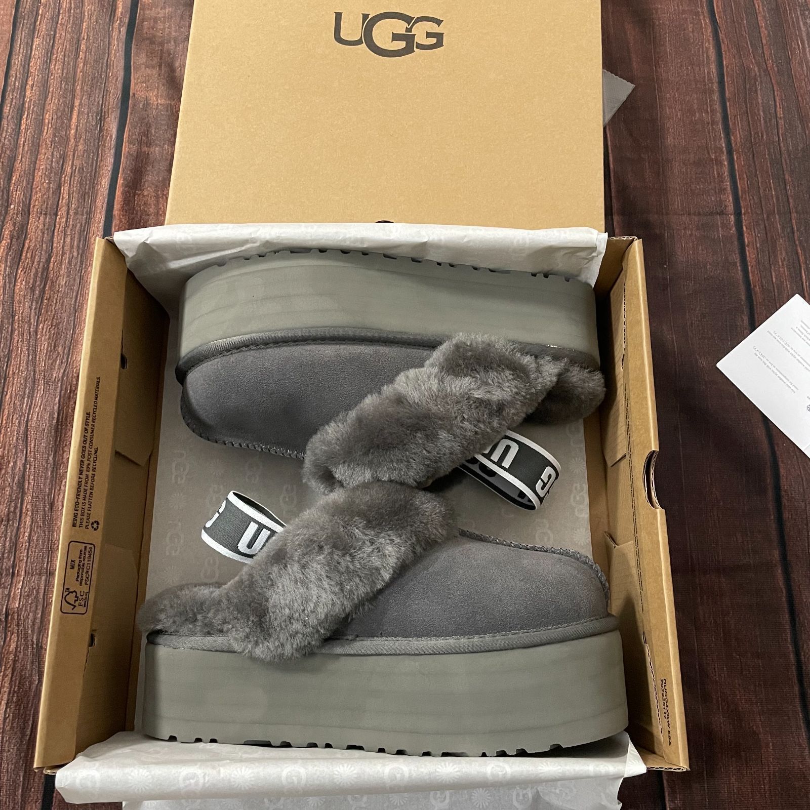 新品未使用 UGG アグ サンダル レディース ファンケット Funkette 厚底