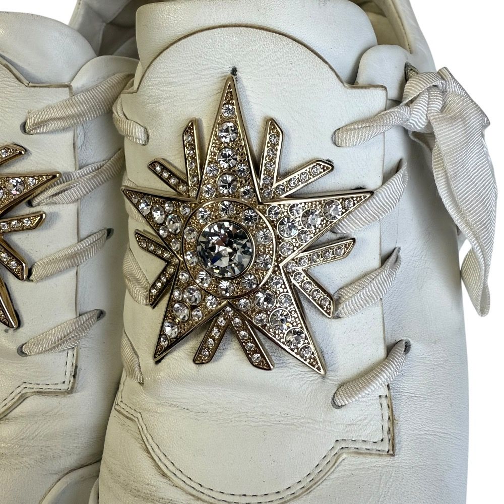 ROGER VIVIER ホワイトスニーカー ビジュー装飾付き Roger Vivier ロジェ ヴィヴィエ スニーカー スリッポン 靴