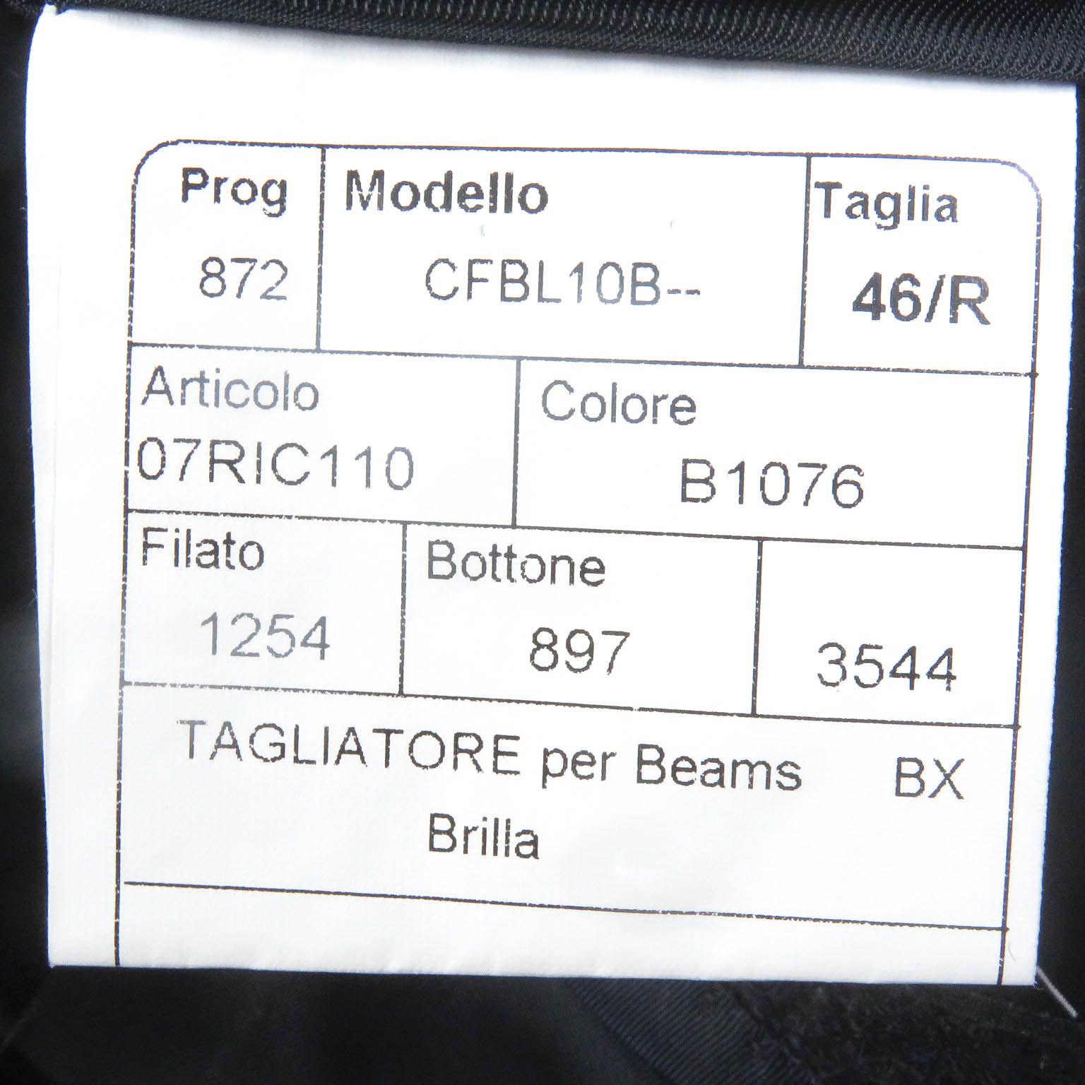 HUGO BOSSグレー チェスターコート 3つボタン サイズ46 HUGO BOSSグレー チェスターコート 3つボタン サイズ46