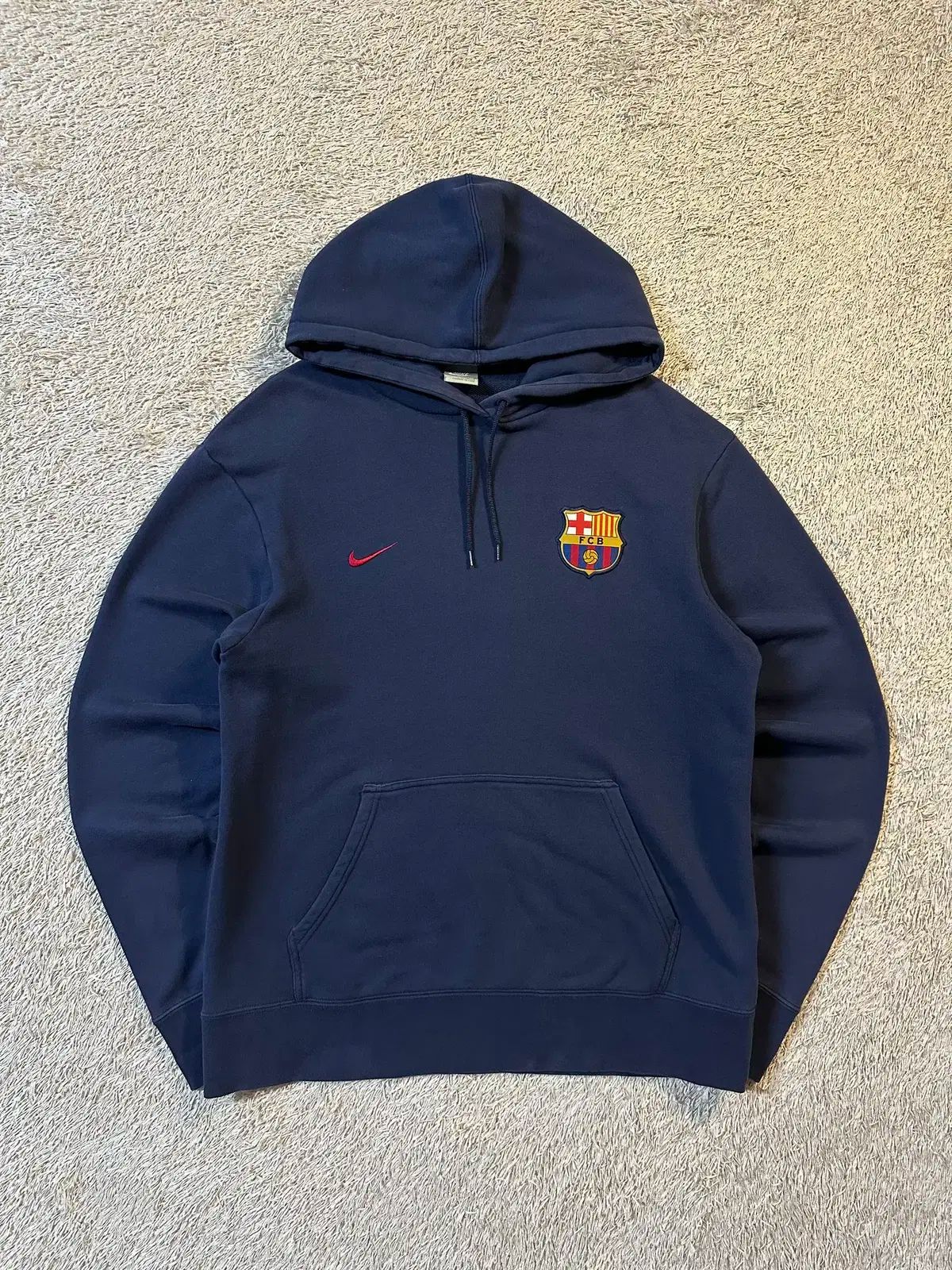 XL (ボスレベル) 00 ' s Nike(ナイキ） バルセロナ レッド スウッシュ フード付きTシャツ ネイビー