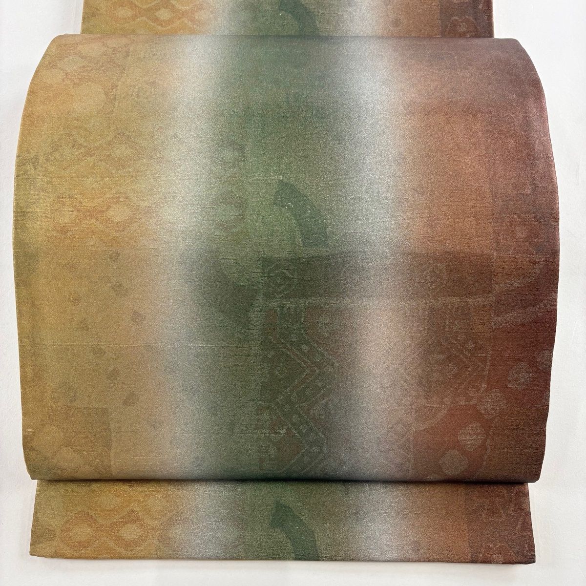 袋帯 落款 牛首紬 幾何学 ぼかし よもぎ色 全通 正絹