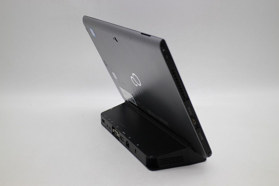 富士通 ARROWS Tab Q737/R Core i5 7300U 2.6GHz/4GB/128GB(SSD