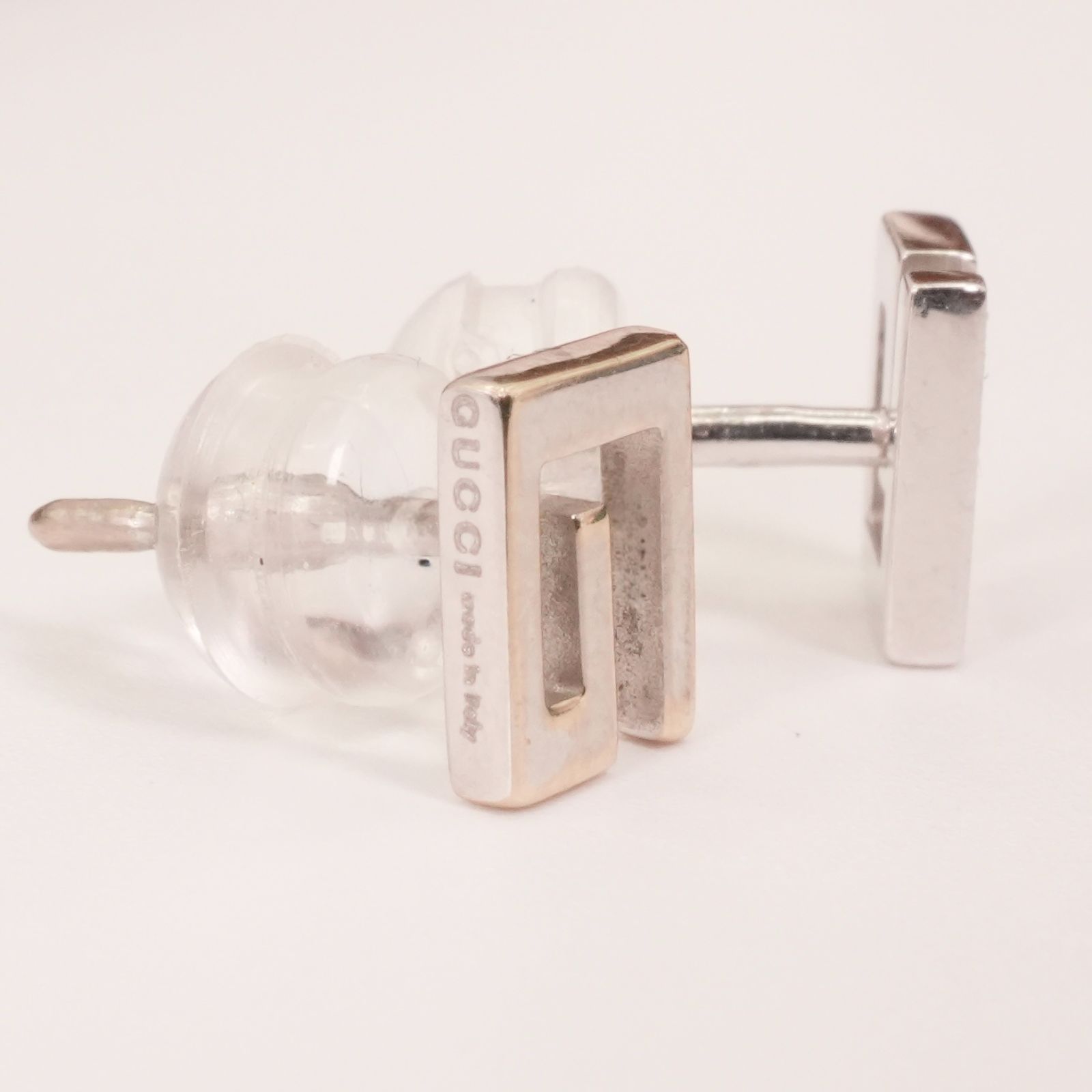 グッチ Gロゴ K18WG ピアス ホワイトゴールド スクエア/25-373S - メルカリ