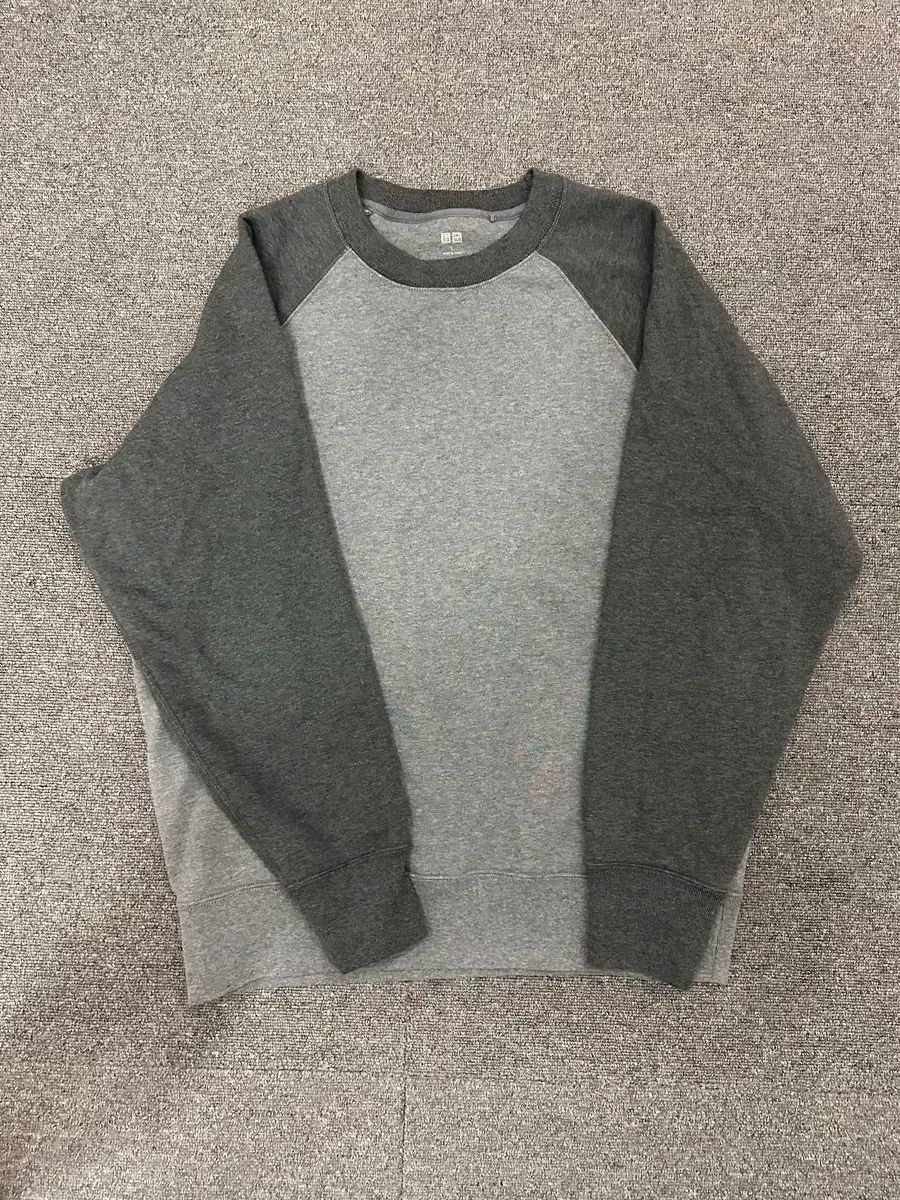 UNIQLO(ユニクロ) ラグラン パーカー L 新品