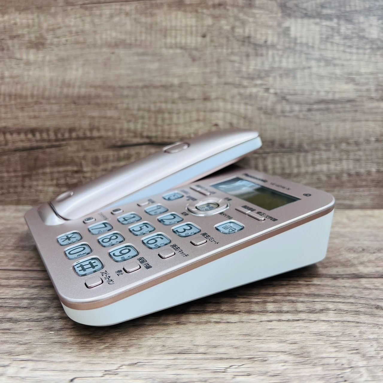 パナソニック コードレス電話機(子機1台付き) VE-GD56DL-N : パナソニック コードレス電話機(子機1台付き) VE-GD56DL