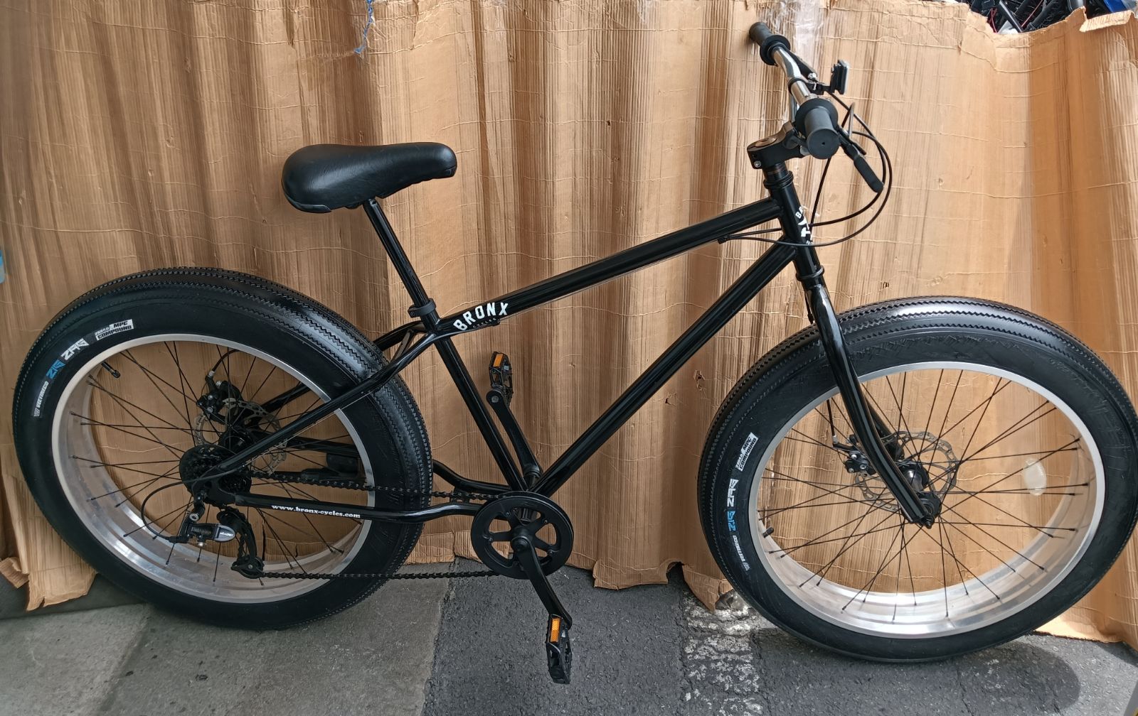 引取 ブロンクス BRONX 13Rock ファットバイク