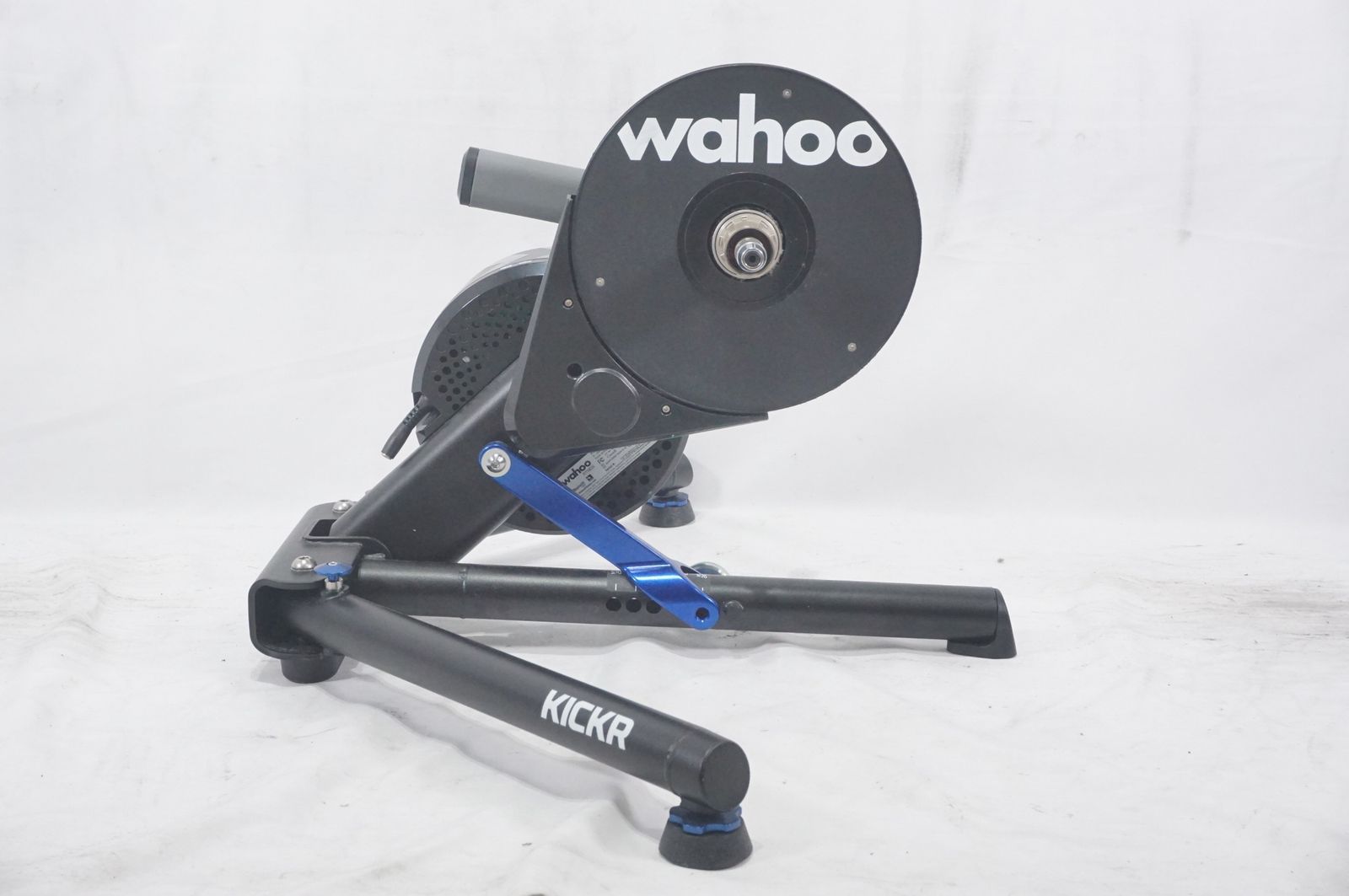 WAHOO ワフー KICKR WF113 サイクルトレーナー | バイチャリAKIBA店