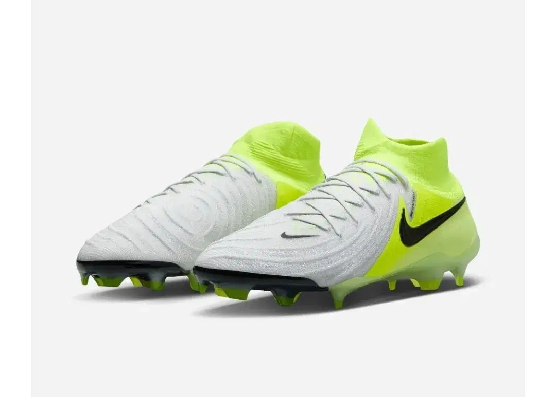 NIKE(ナイキ) ファントム ルナ エリート FG 25720