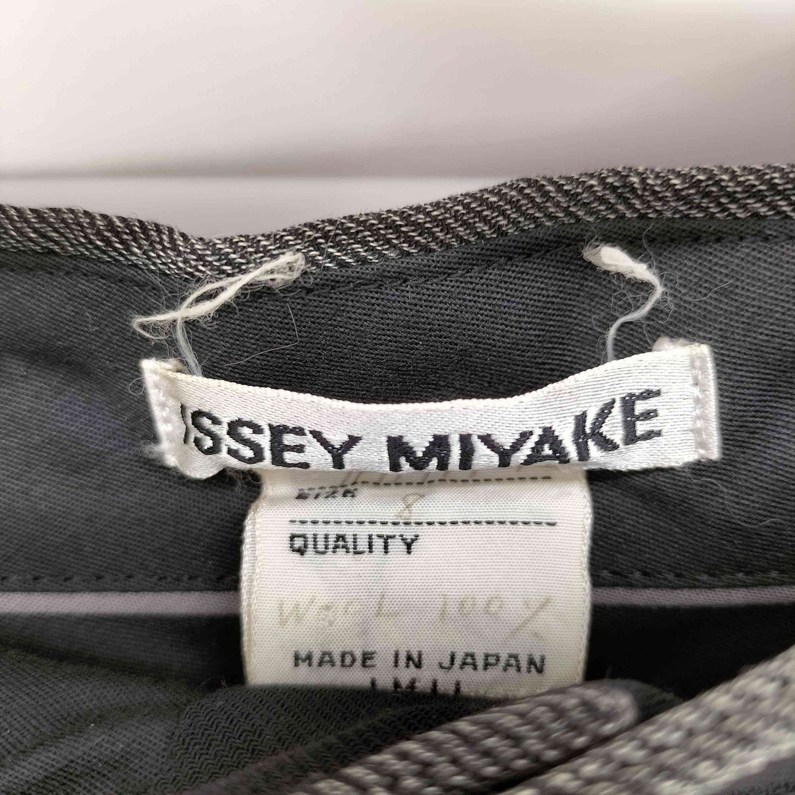 02ss ISSEY MIYAKE MEN 1タック イージースラックス 銀タグ 02ss ISSEY MIYAKE MEN 1タック イージースラックス 銀タグ メンズ