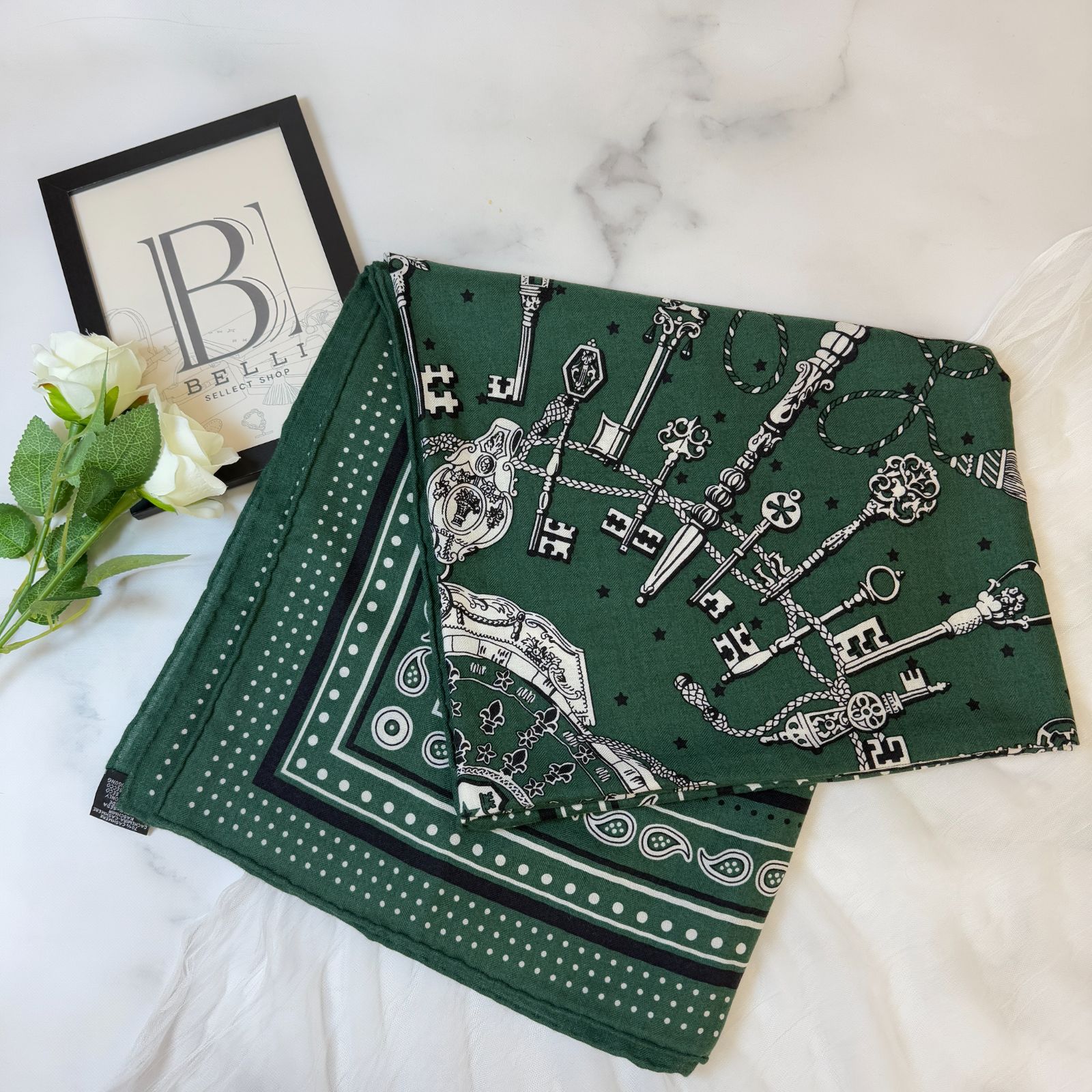 鑑定済み【 美品 】エルメス カレジェアン 140 《 レ クレ バンダナ 