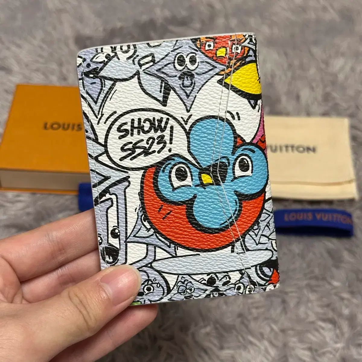 モデル ルイヴィトン コミックス オーガナイザー カードウォレット