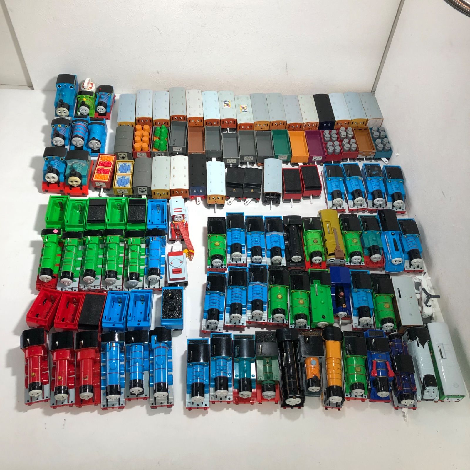 プラレール まとめ売り プラレール トーマス まとめ売り 音がいっぱい！とおせんぼ踏切