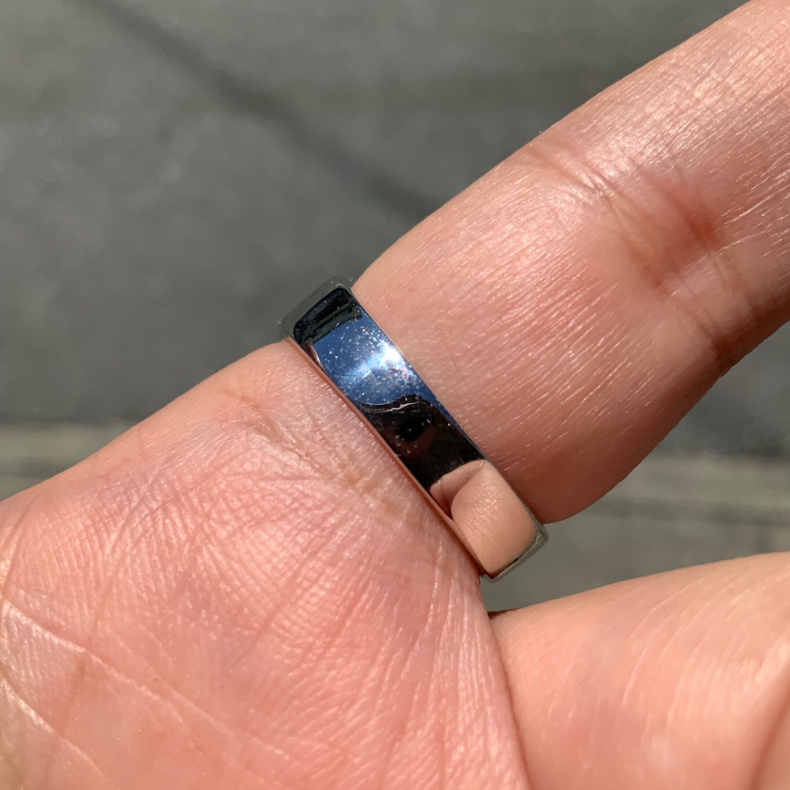 Ｋ18WG テーパーダイヤクロスラインリング K18WG テーパーダイヤクロスラインリング