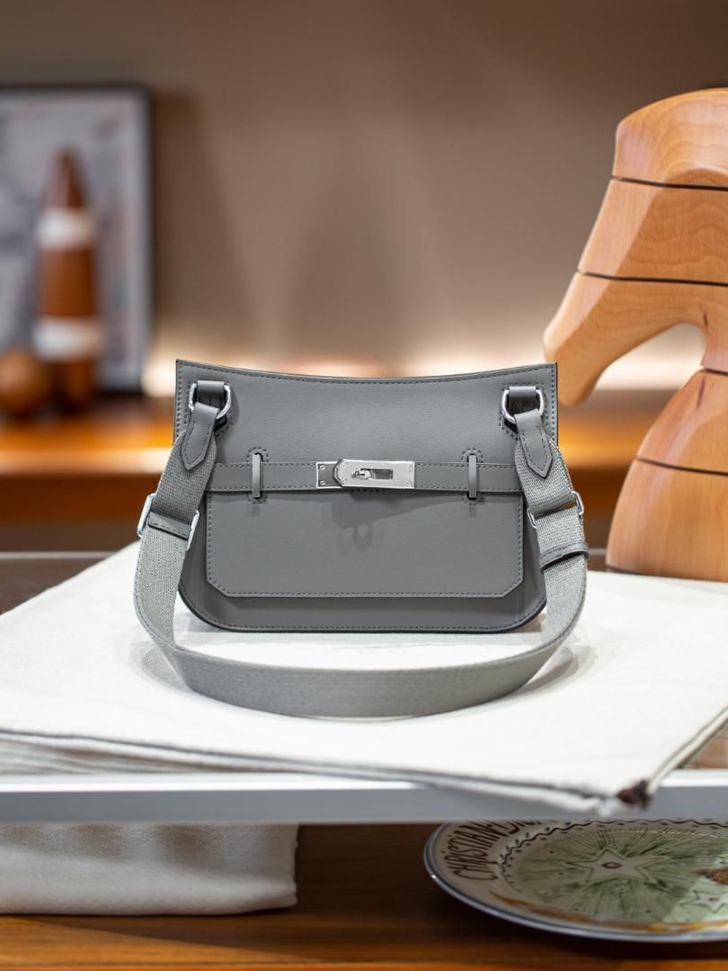 エルメス ショルダーバッグ