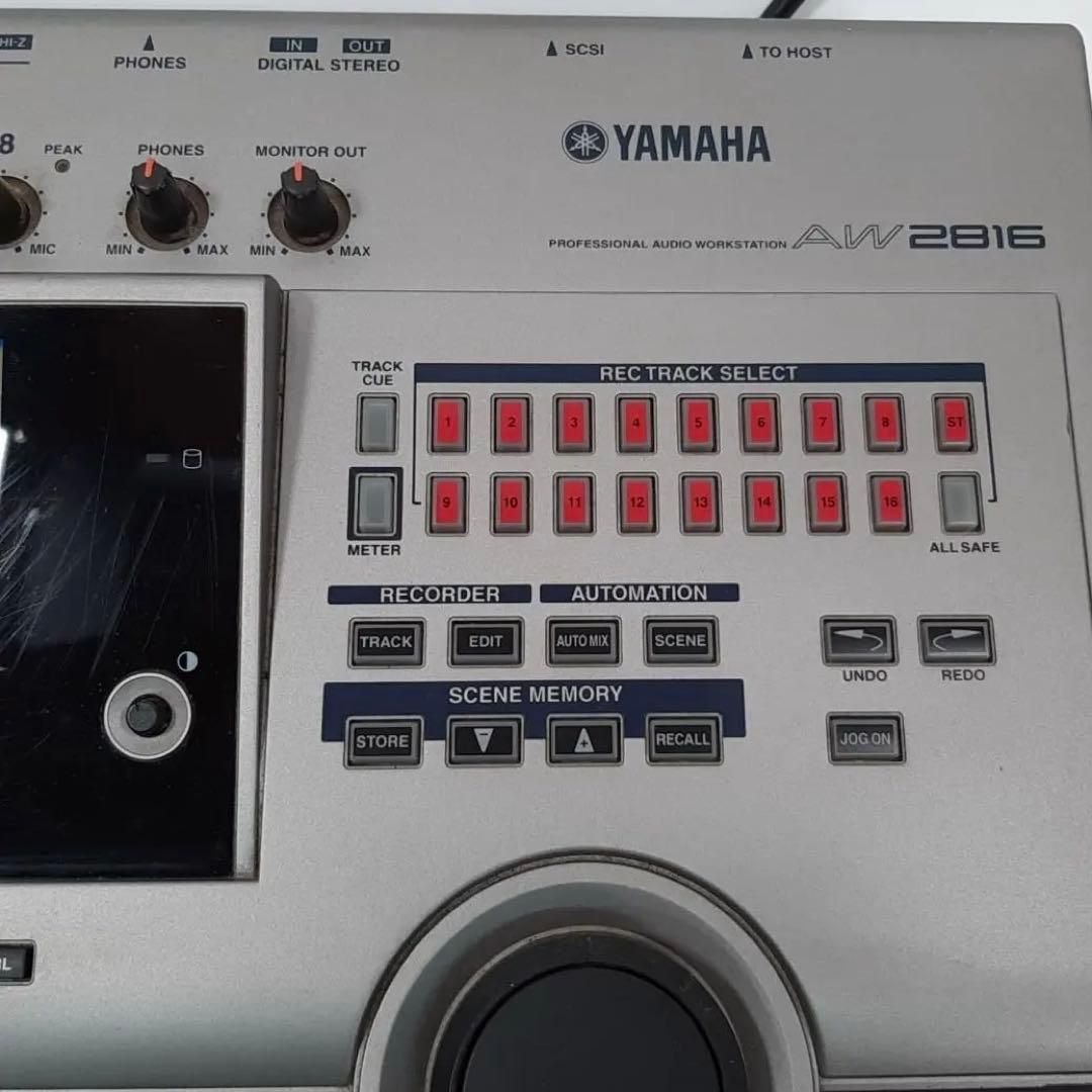 AW2816 オーディオワークステーション