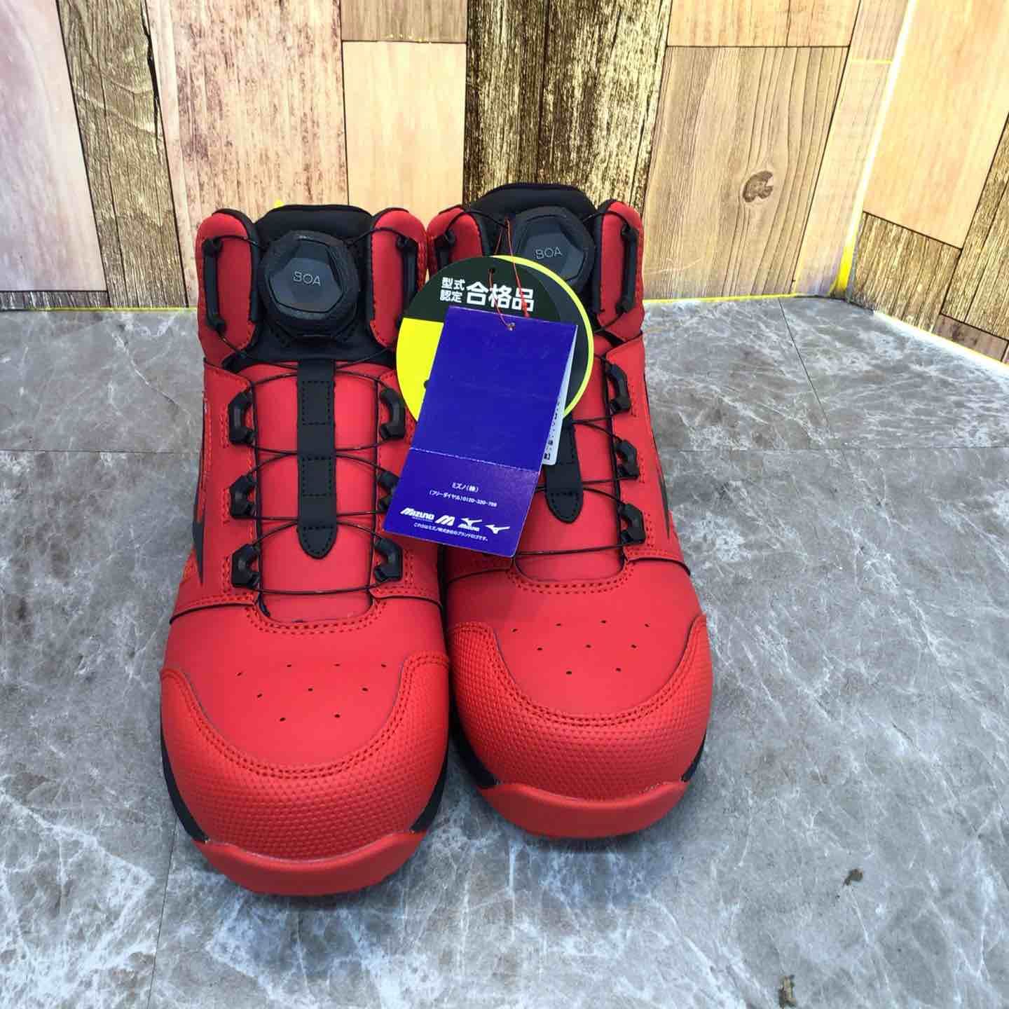 ミズノ赤いハイカット安全靴 BOAシステム搭載26.5cm新品未使用品タグ箱あり ミズノ赤いハイカット安全靴 BOAシステム搭載26.5cm新品未使用品タグ箱