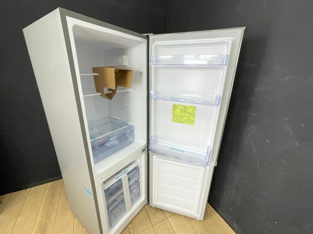 TCL冷蔵庫　173リットル　2024年製　中古品 TCL冷蔵庫 173リットル 2024年製 中古品 2ドア冷蔵庫 生活家電・空調 TCL