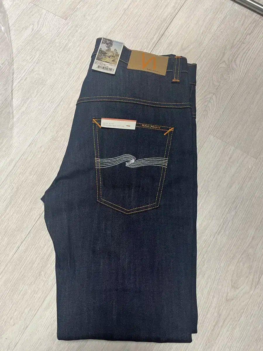 【雷市場（ポンジャン）商品韓国直送】 Nudie Jeans(ヌーディージーンズ) 薄いピン エンボス 33x30 新品 出品