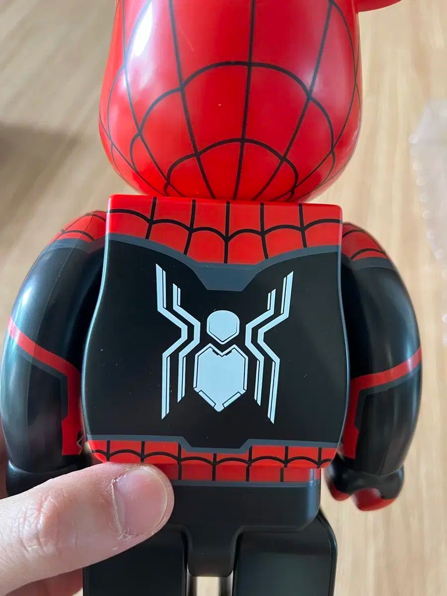 雷市場（ポンジャン）商品韓国直送】 BE@RBRICK(ベアブリック) スパイダーマン アップグレードスーツ 100 %& 400 % - メルカリ