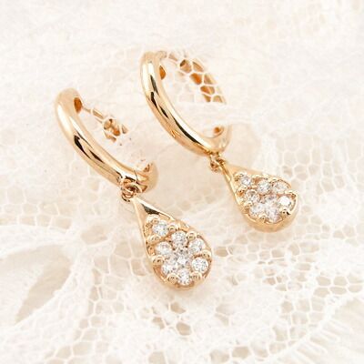 K18 ダイヤの花が揺れるピアス 楽天市場】ピアス 18k 揺れる ダイヤモンド レディース フラワー