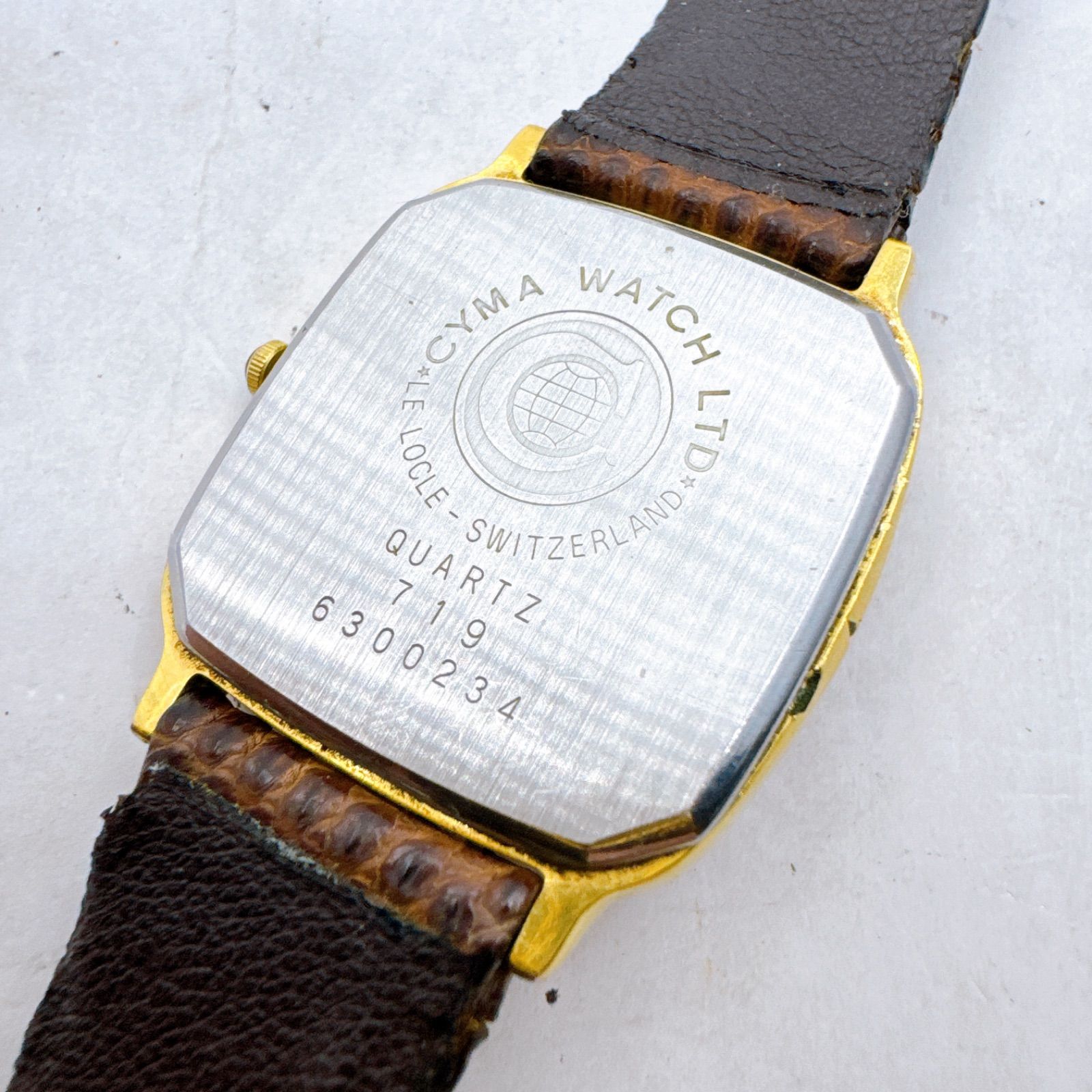 デッドストック品 CYMA シーマ スイス製クォーツダイバー 電池交換済 腕時計メンズ電池交換済みシーマCYMAクォーツ銀シルバー文字盤