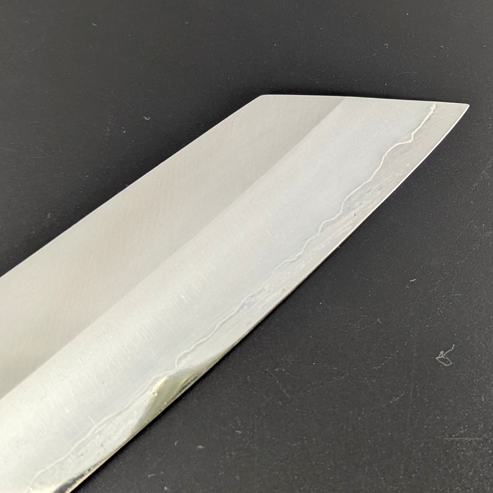 山塚刃物 銀三 霞仕上げ 切付三徳 180mm 朴八角柄 - メルカリ