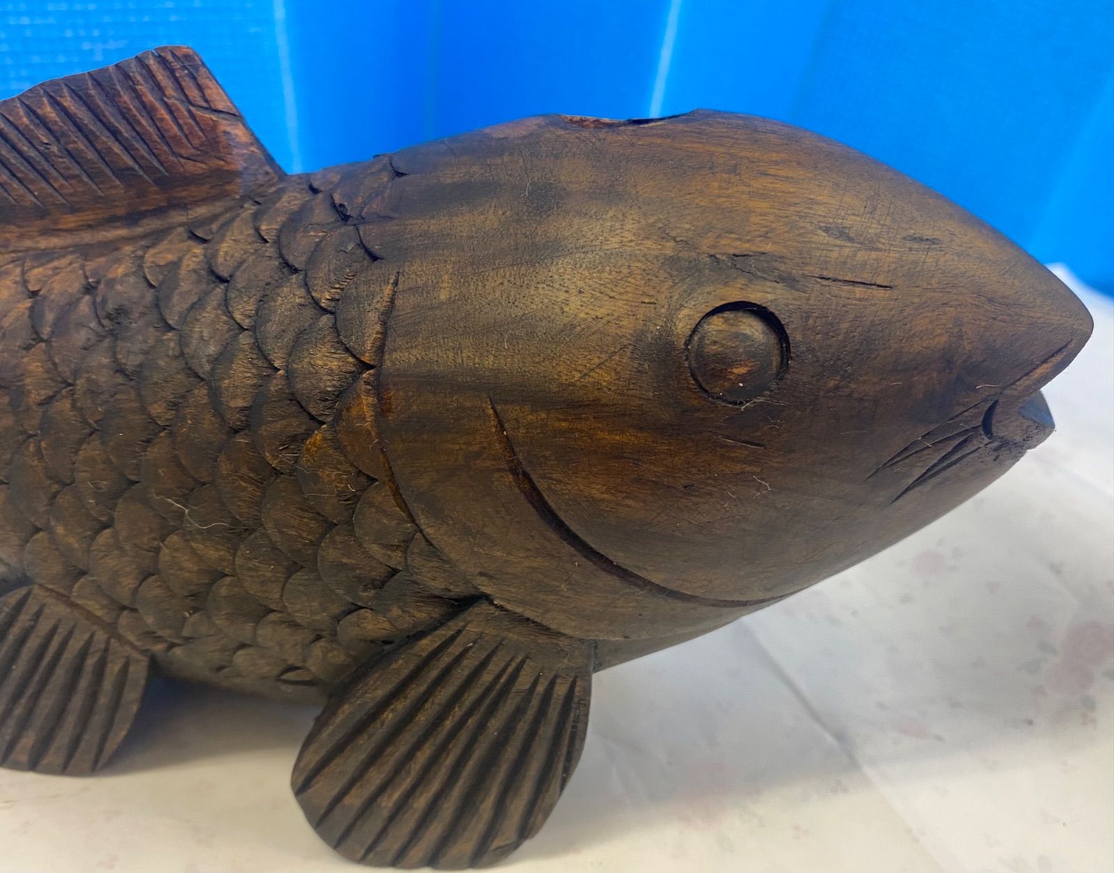 木彫魚縁起の良い鯉です！自在掛けにインテリアにも是非どぞう、現品の