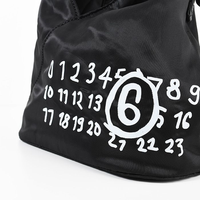 メゾンマルジェラ ボディバッグ MM6 Maison Margiela (エムエムシックス メゾン マルジェラ) Japanese