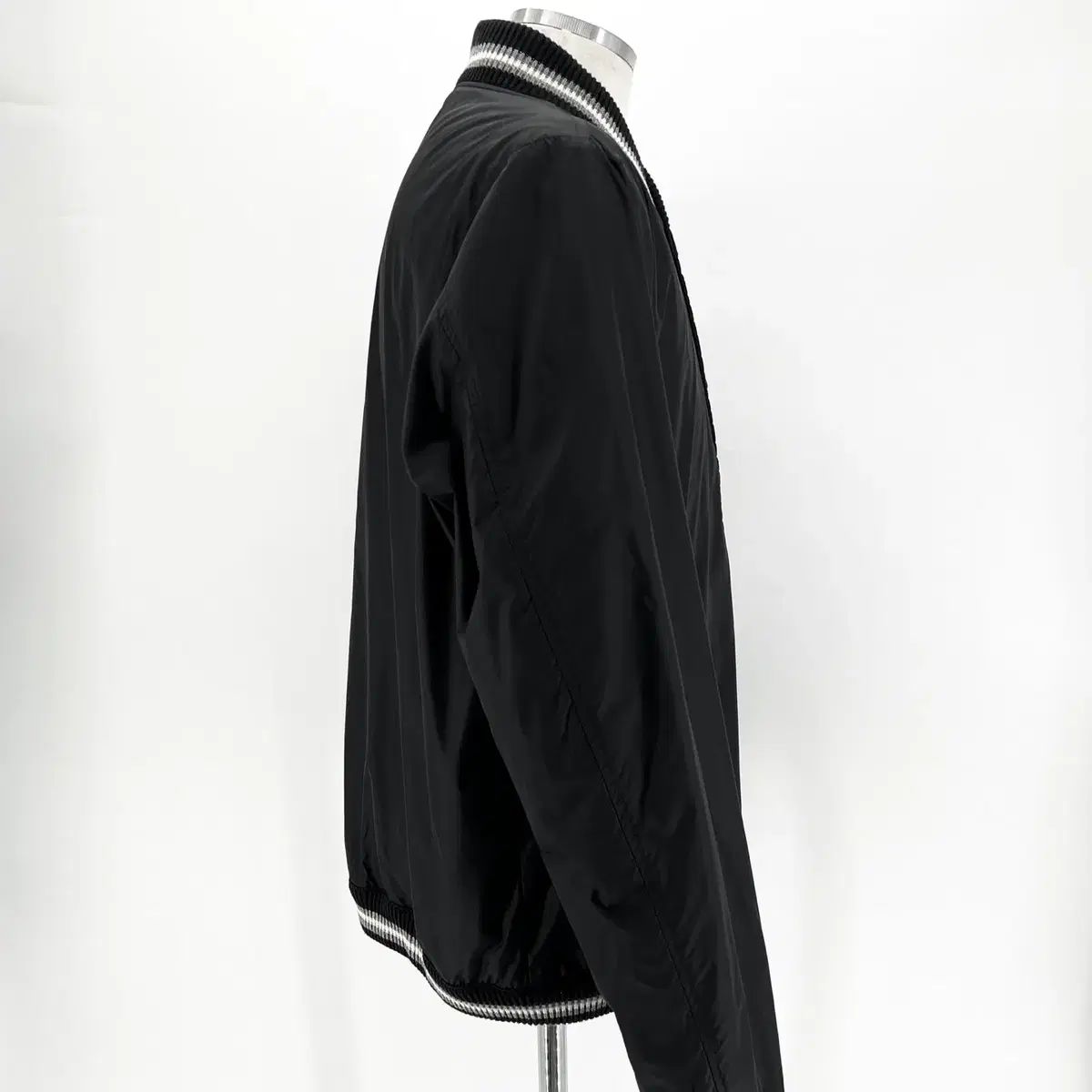MONCLER モンクレール