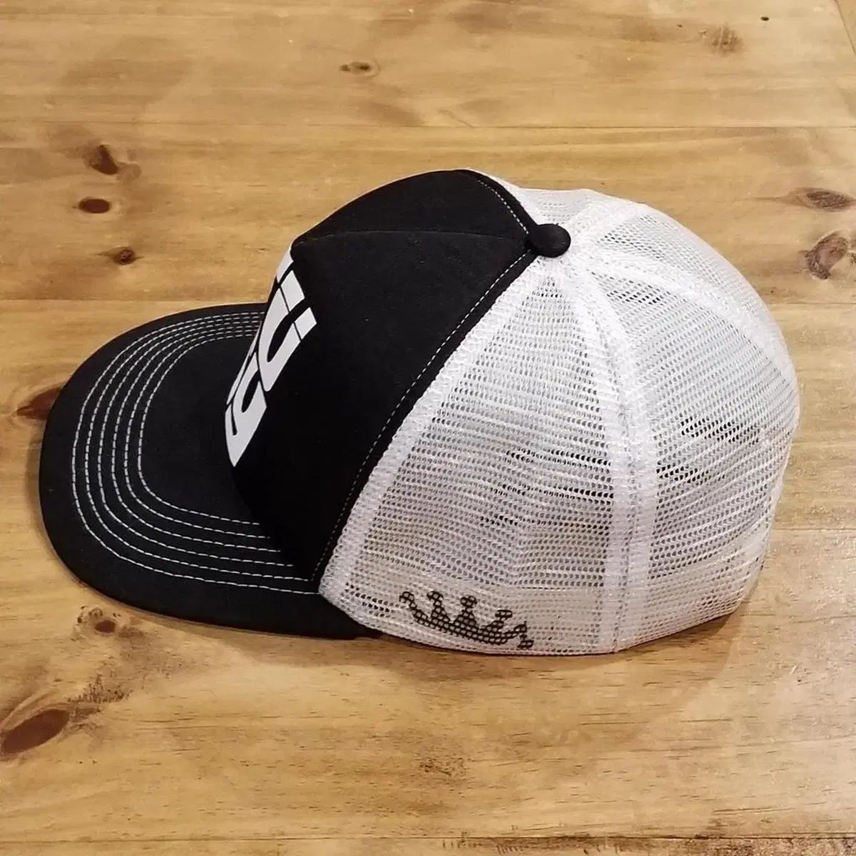 STUSSY ステューシー ロゴ トラッカー キャップ