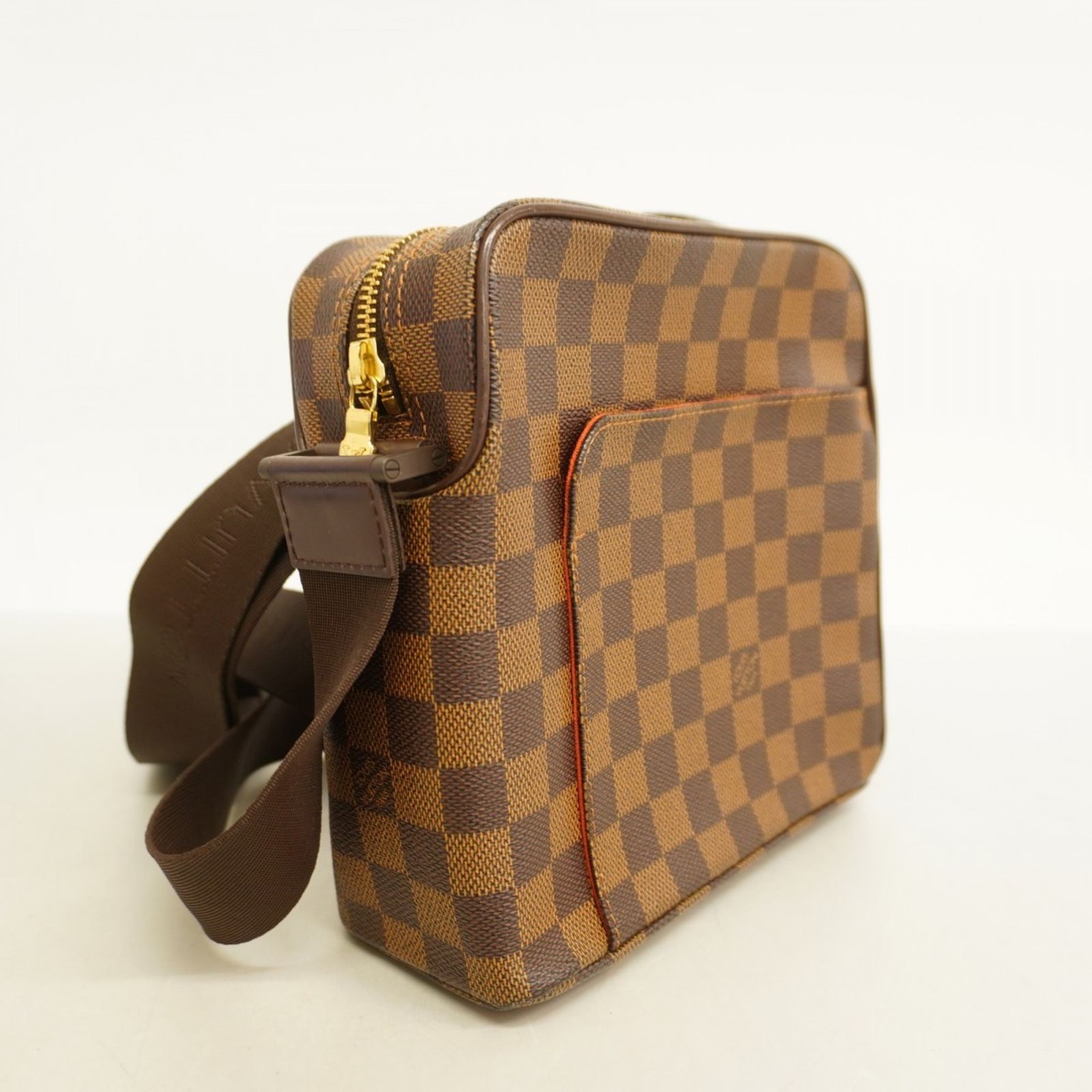 Vuitton ルイ
