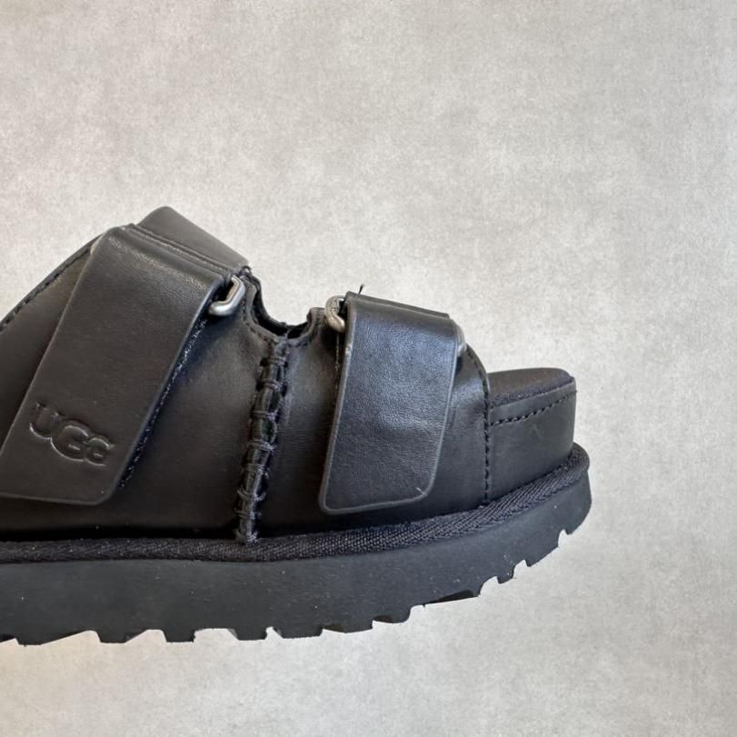 UGG