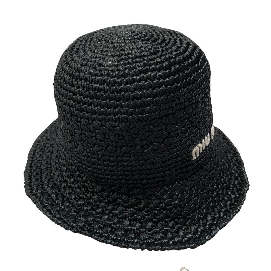 ミュウミュウ 22SS ハット ロゴ クロシェ ブラック ミュウミュウ 22SS ハット ロゴ クロシェ ブラック 【AFI1