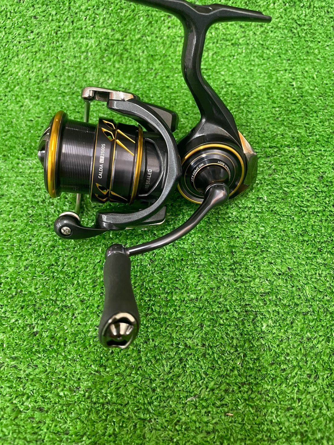 21カルディアLT2500S-XH ジャンク DAIWA CALDIA LT 2500S-XH ジャンク