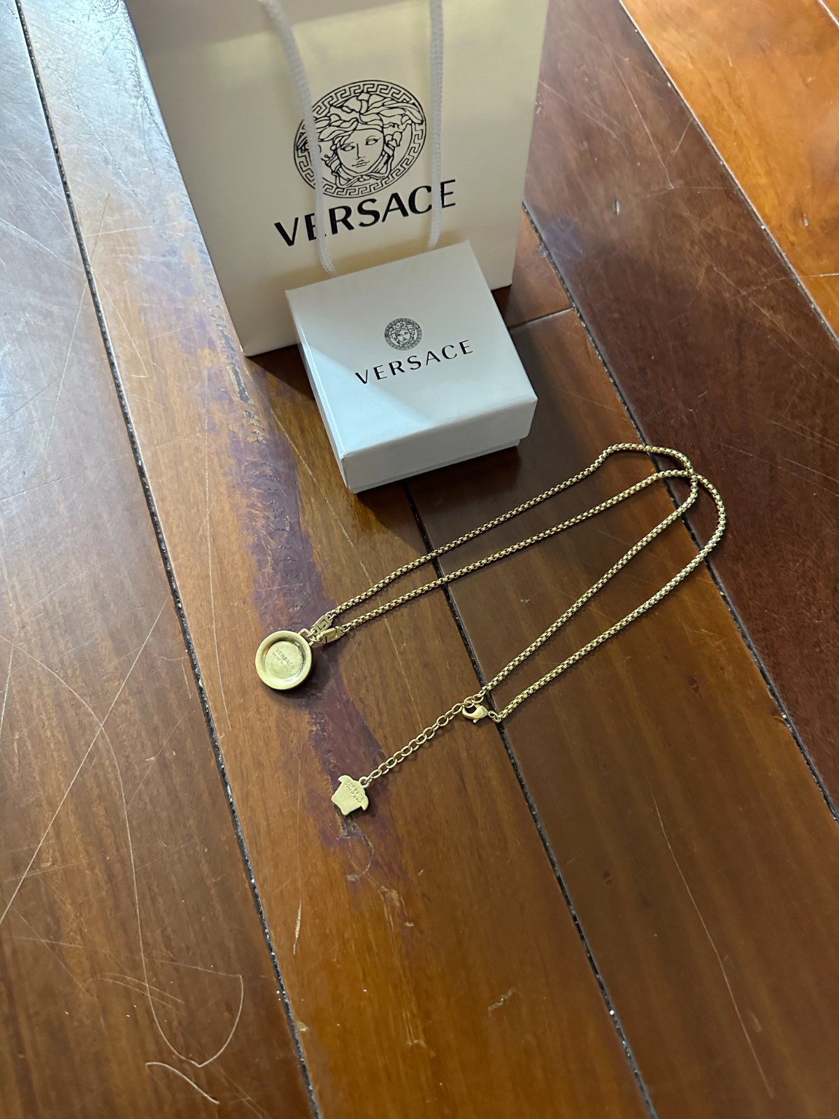 【新品未使用】 VERSACE ヴェルサーチ ネックレス