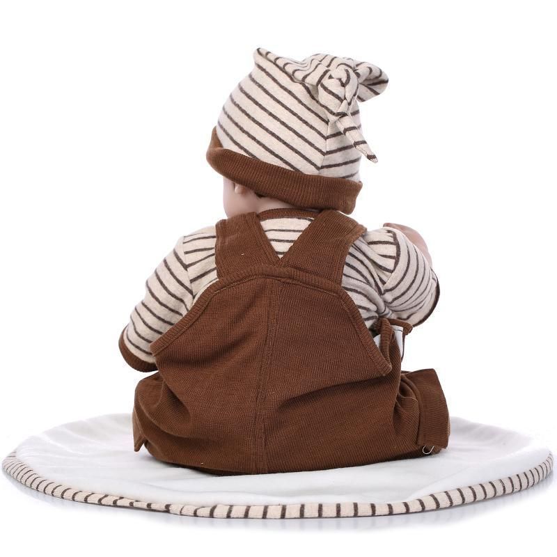 25年新作 リボーンドール 55cm座りや横になる可 服付き 55CMリアル