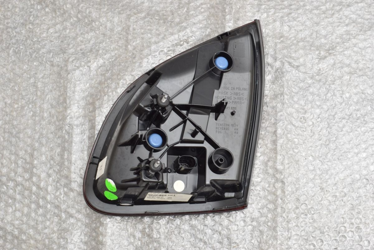 正規品 美品】ポルシェ 958 カイエン 純正 ティンテッド テールランプ 