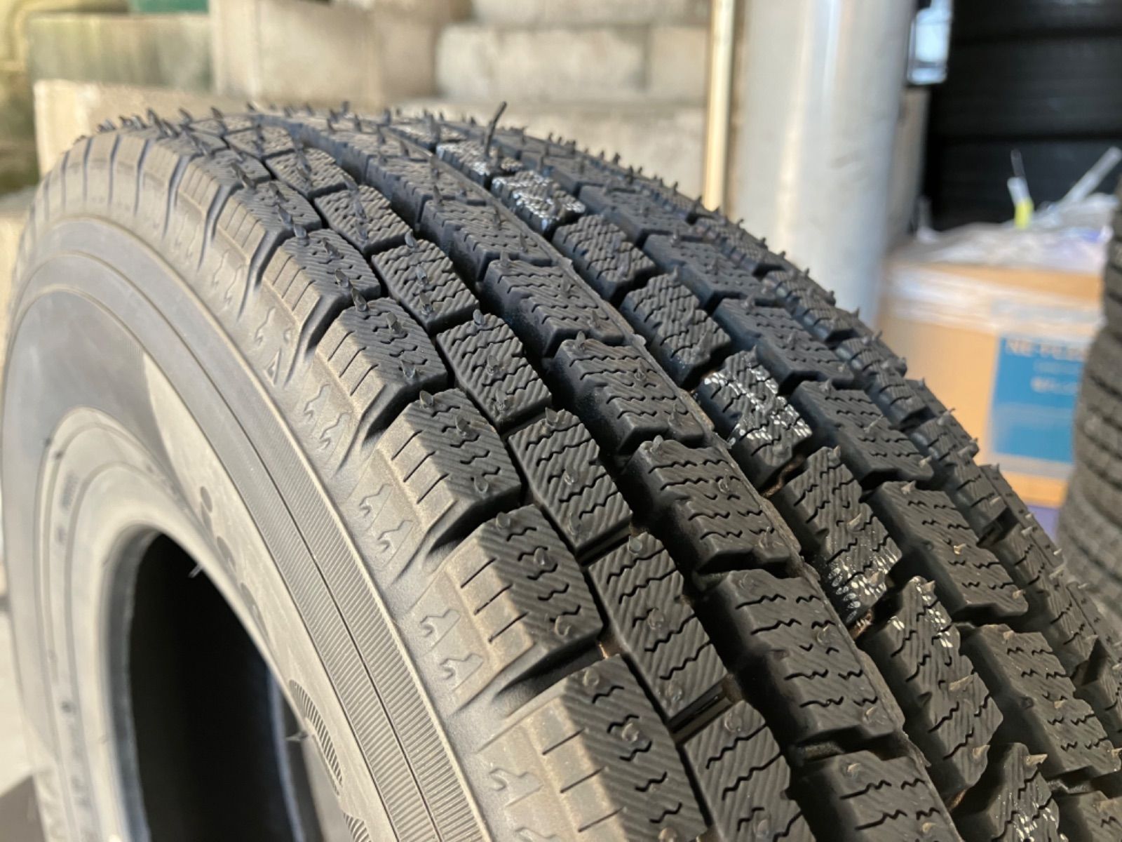 送料込み］YOKOHAMA ice GUARD iG91 ヨコハマ アイスガード i G91 145/80R12 80/78N LT 新品 スタッドレスタイヤ4本 軽バン、軽トラに。 - メルカリ