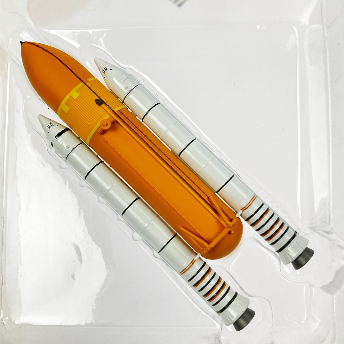 ▽▽1/400 スペースシャトル ディスカバリー ブースター付 クローラー他 SPACE DRAGON WINGS 1⁄144 スペースシャトル ディスカバリー ブースター付