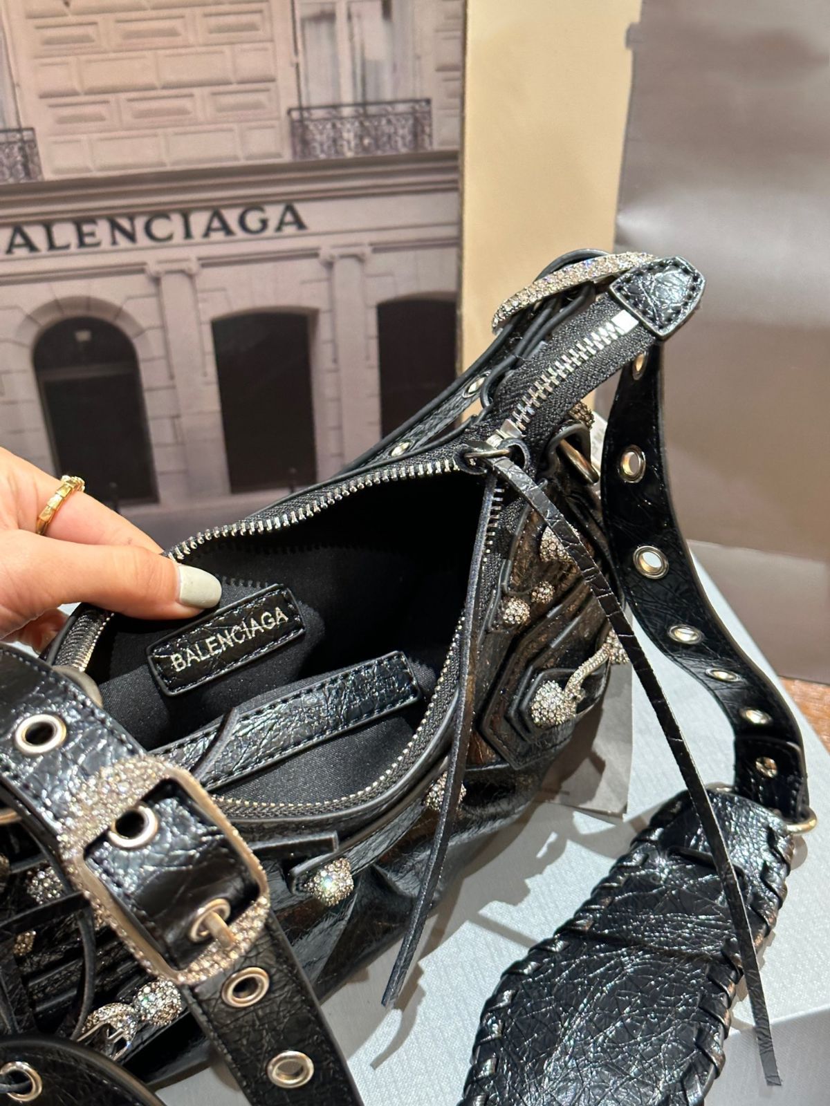 バレンシアガ BALENCIAGA  Le cagole ショルダーバッグ ダイヤモンド