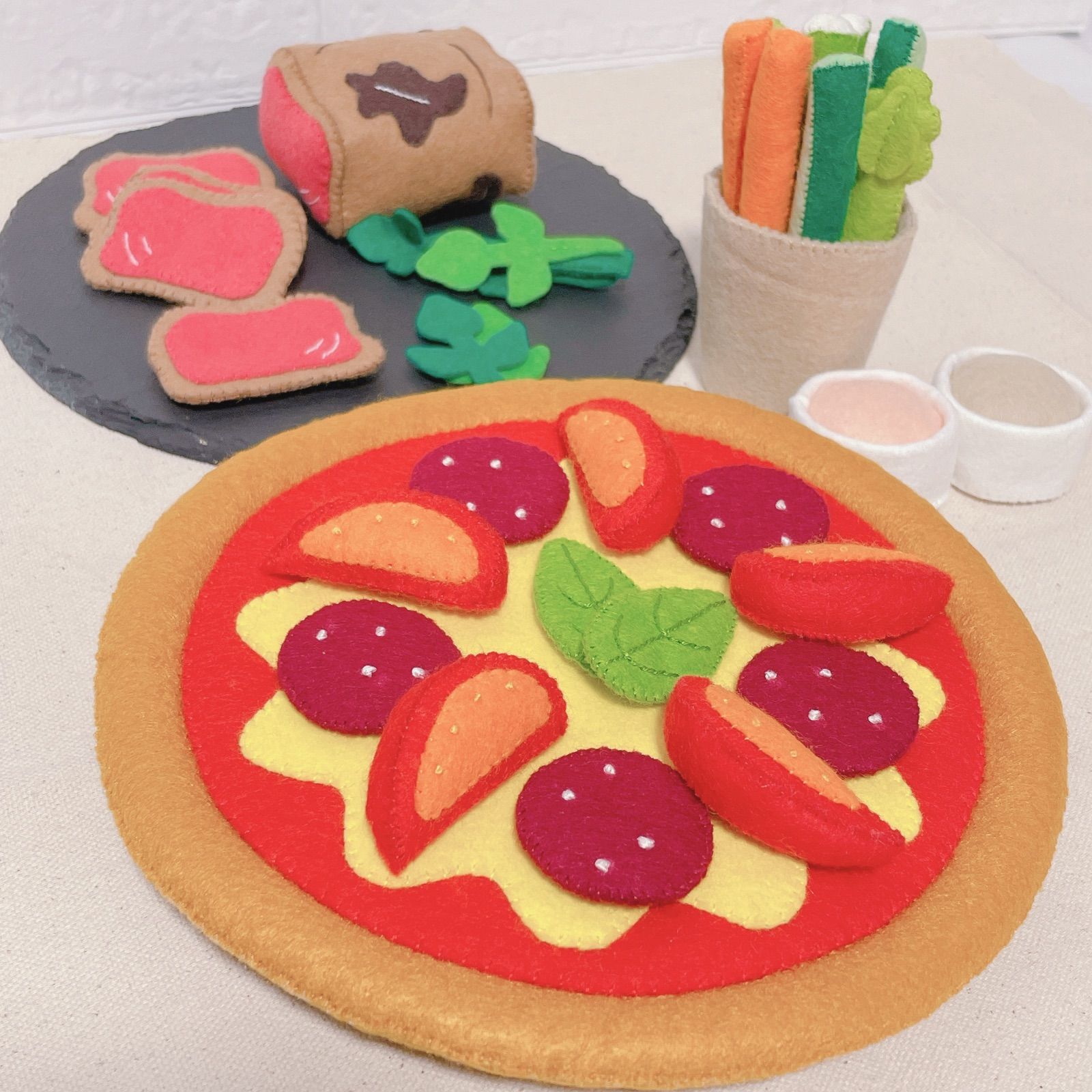 ピザ フェルトままごと ピザ屋さん ハンドメイド - メルカリ