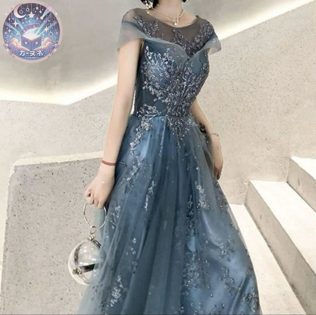 小花柄のデザインが煌びやかで可愛いオフショルイブニングドレス 新品未使用 小花柄のデザインが煌びやかで可愛いオフショル