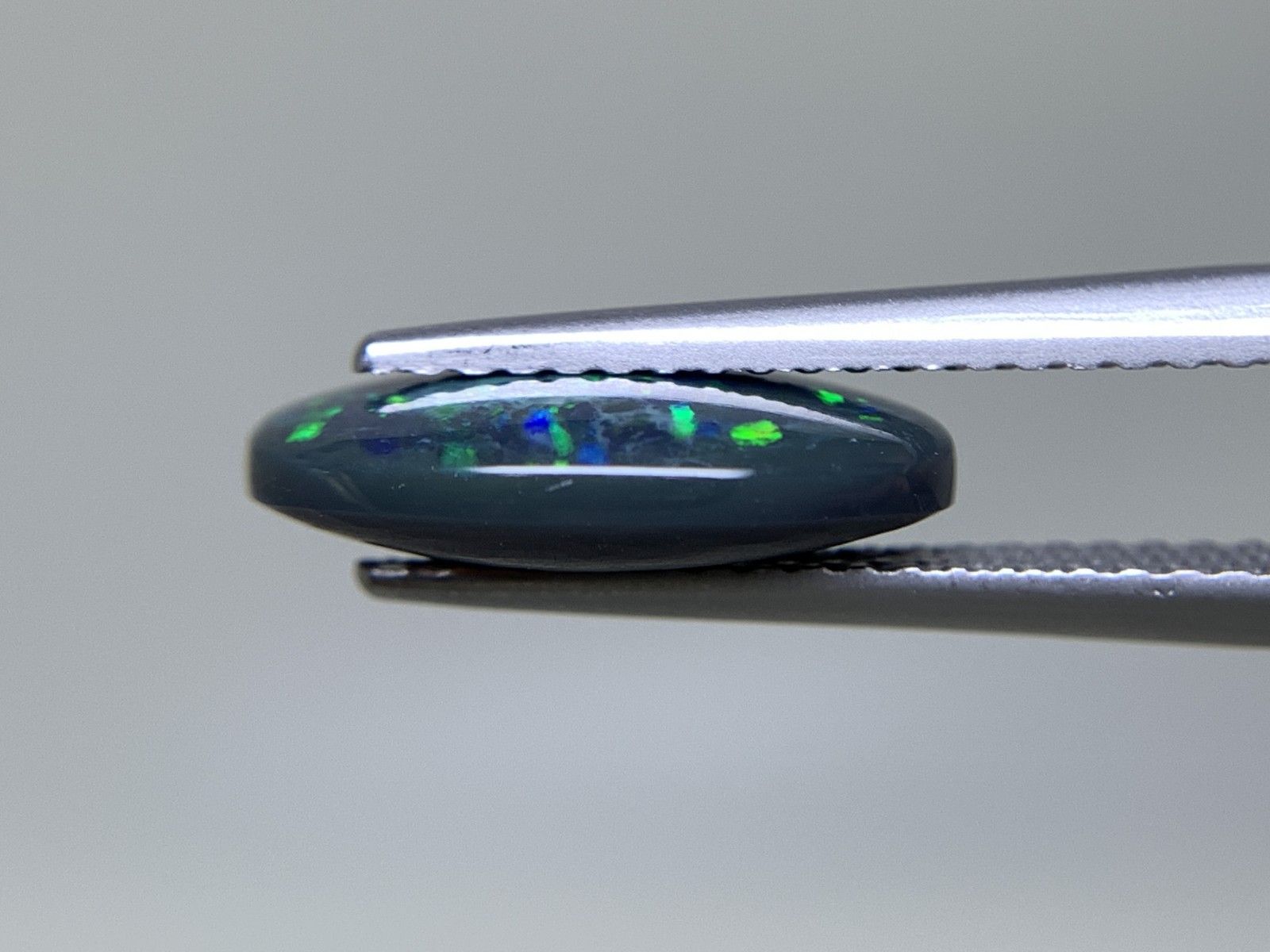 ブラックオパール 天然