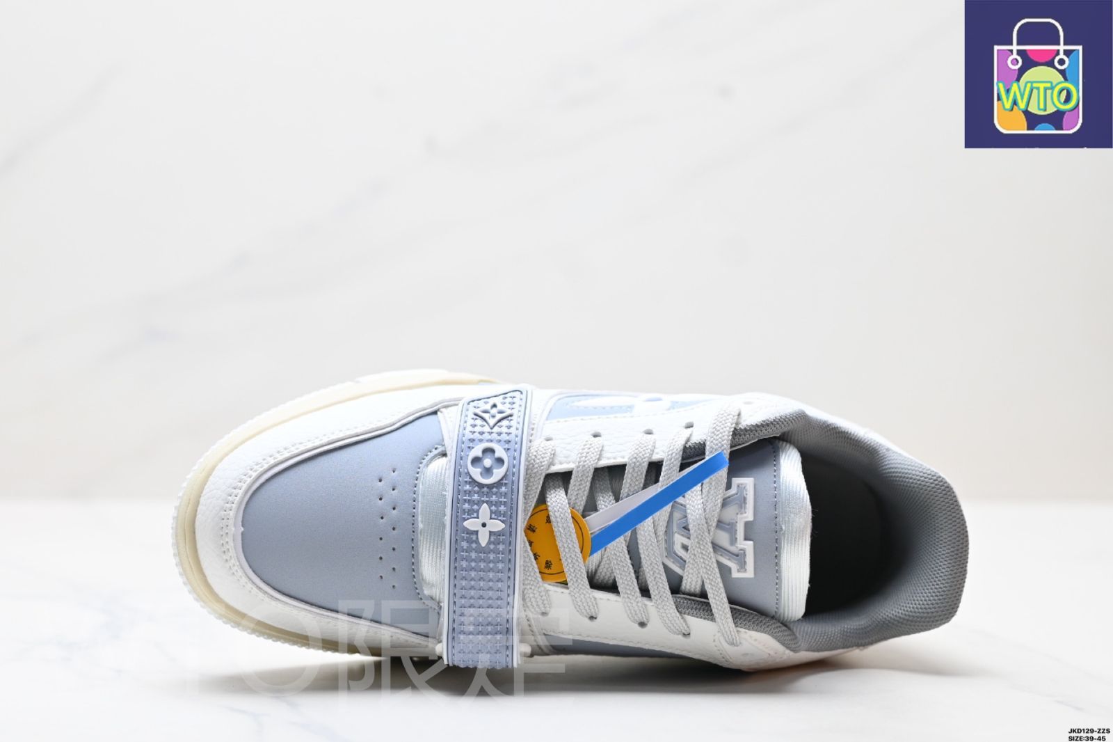 【楽しむパステル】★LOUISVUITTON★Trainer スニーカー トレンド感をプラス】☆LOUIS VUITTON☆Trainer スニーカー