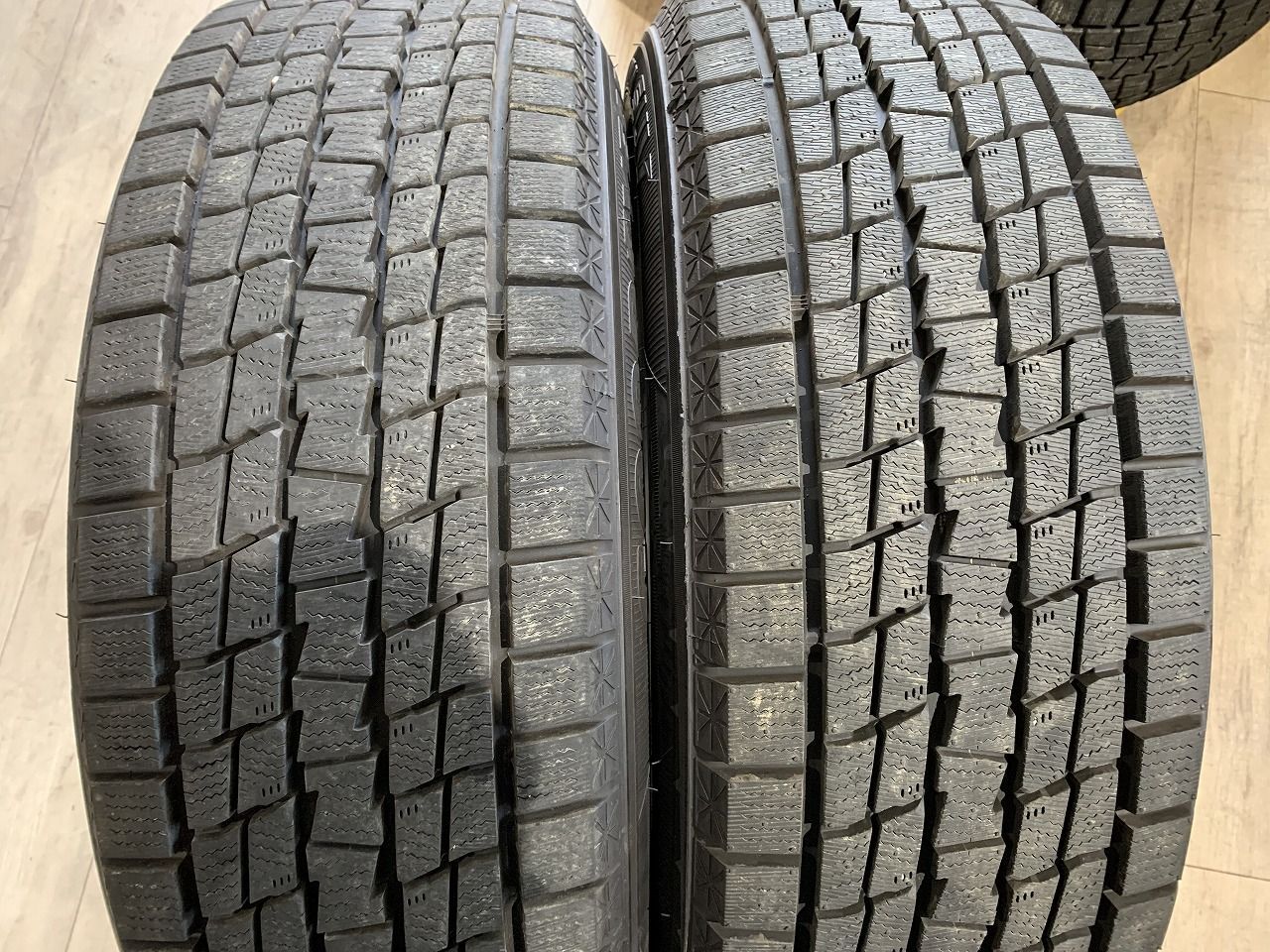 数量限定/セレブ愛用！ 2506040 スタッドレス GOODYEAR ICE NAVI SUV 225 55R19 10mm アルファード ヴェルファイア ハリアー エクストレイル CX-5 CX-8 CR-V 等 5☆大好評！