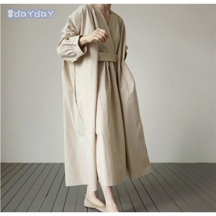 紺の地に、薄紫の紫陽花がほんのりと浮き立つ美しい注染めの浴衣です